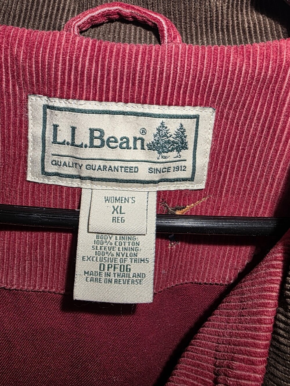 Vintage L.L.Bean Women's Embroidered Pheasant Red Corduroy Barn Jacket – XL - Picture 3 of 9